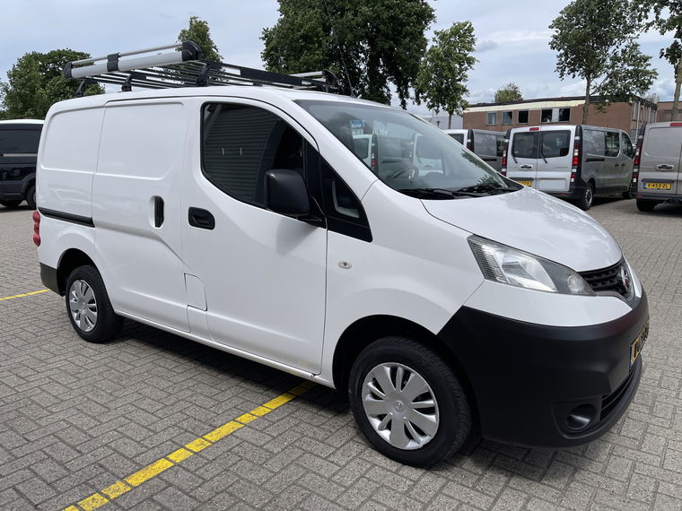 Nissan NV200