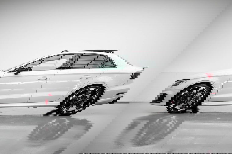 Audi RS3 Limousine