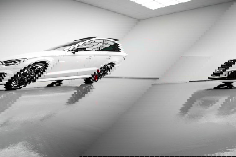 Audi RS3 Limousine