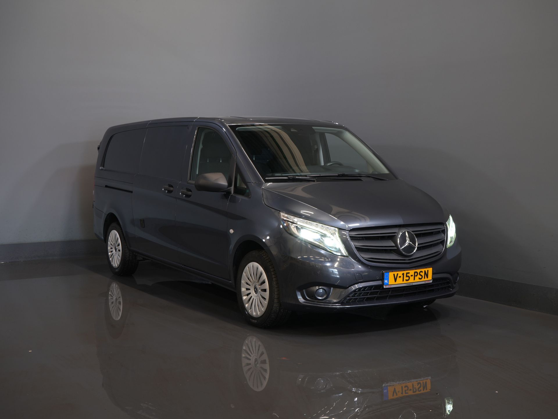 Mercedes-Benz Vito 116 CDI Aut. L3 LED/ Carplay/ Camera/ Cruise/ PDC/ Airco