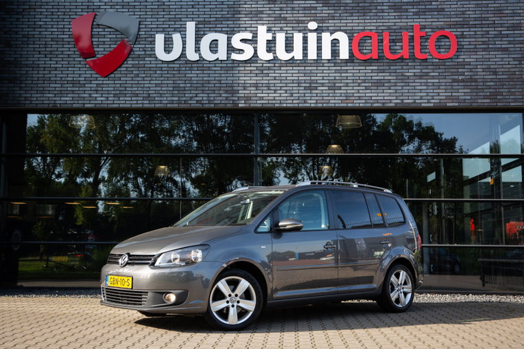 Volkswagen Touran foto 1