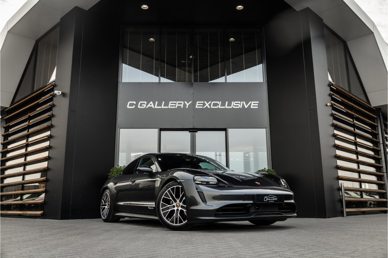 Foto van Porsche Taycan