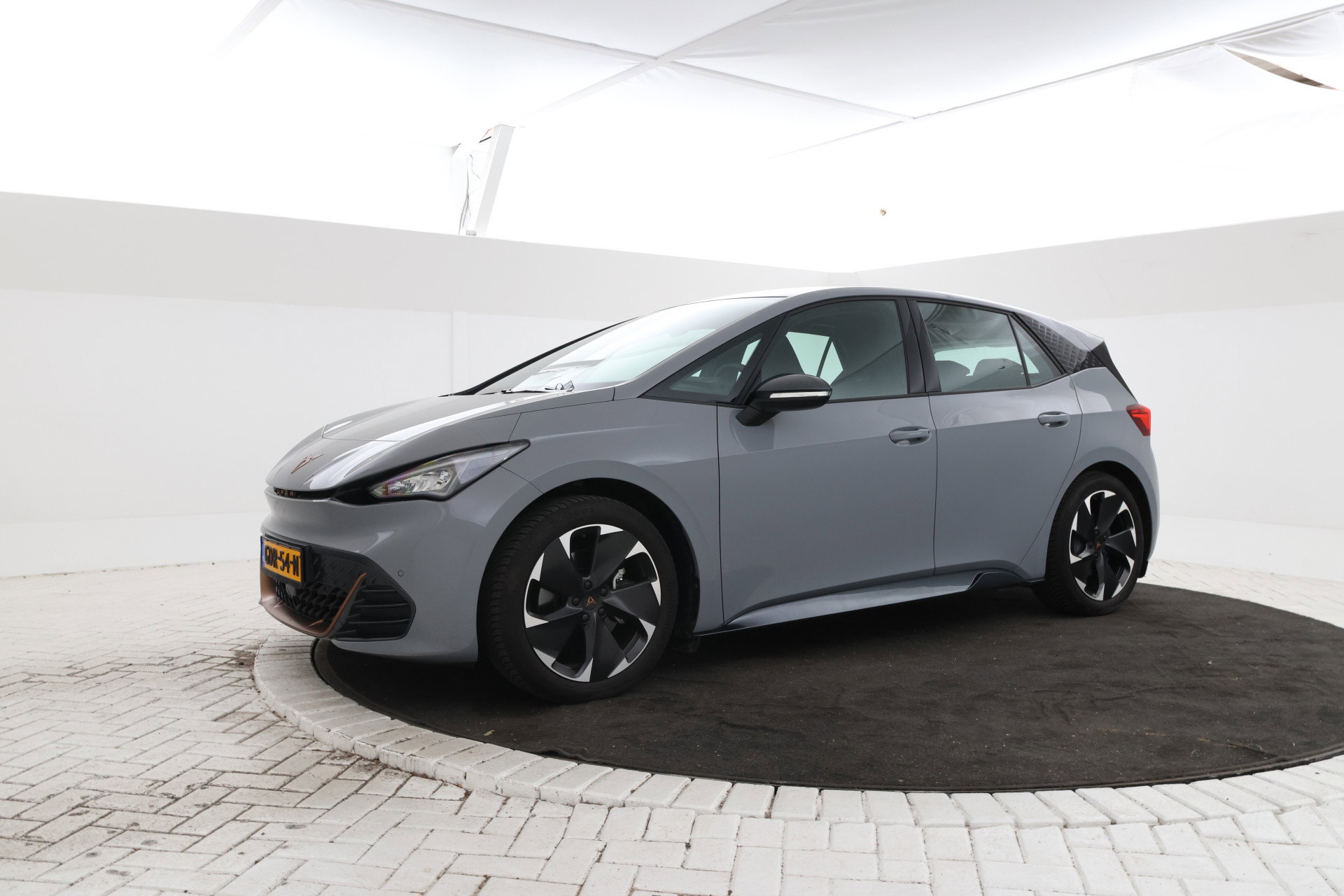 Foto van CUPRA Born