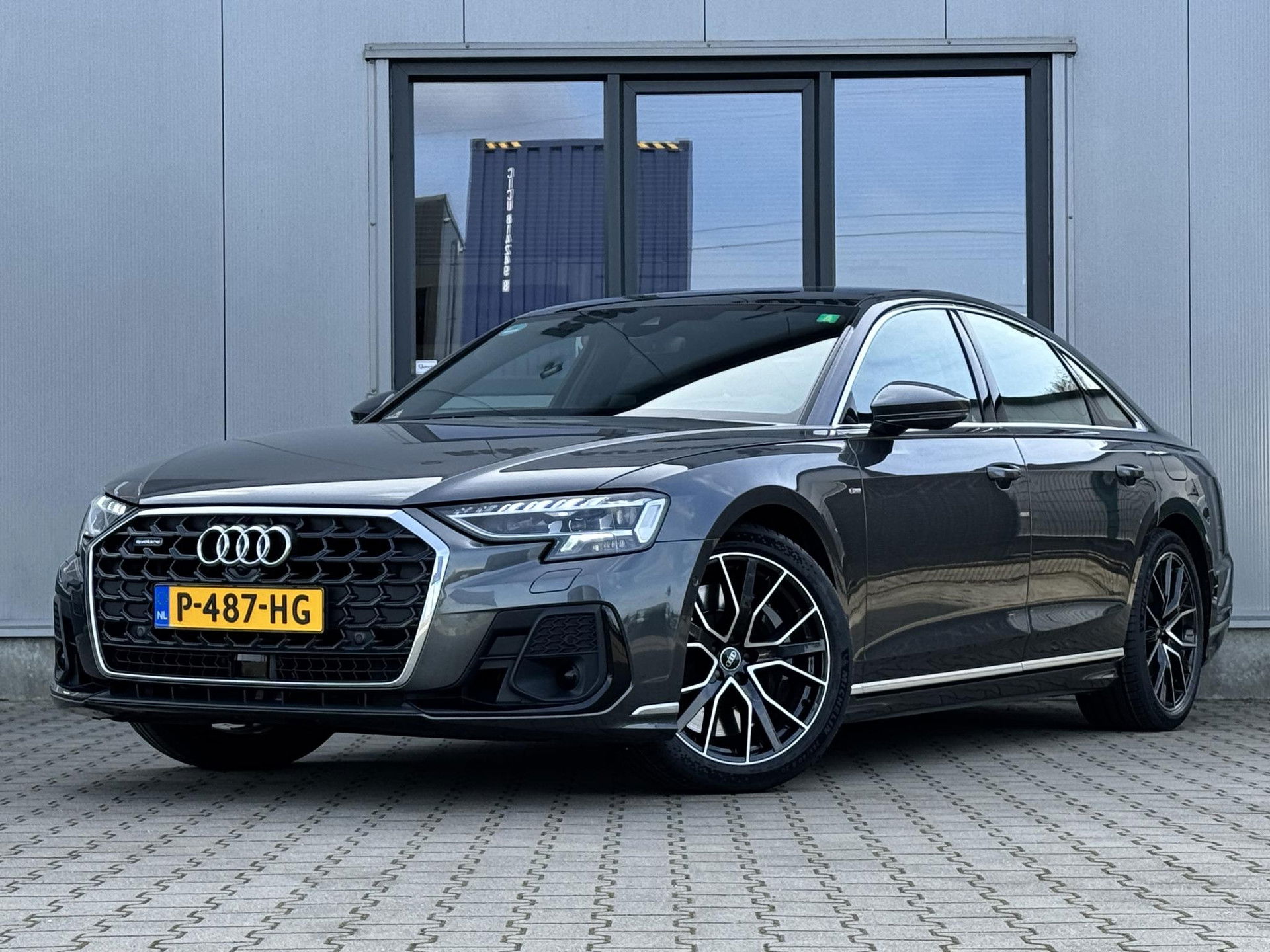 Foto van Audi A8