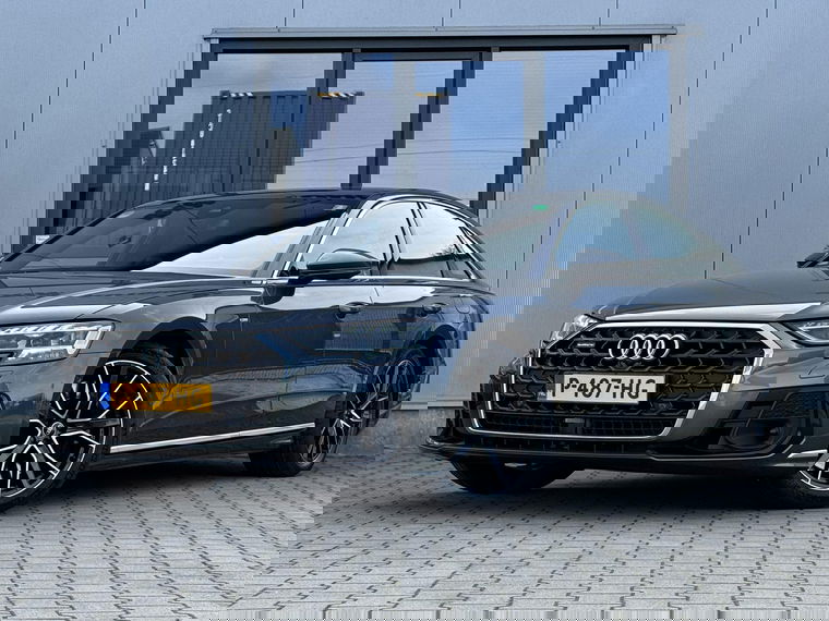 Foto van Audi A8