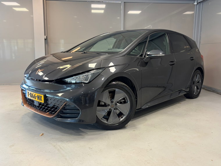 Foto van CUPRA Born