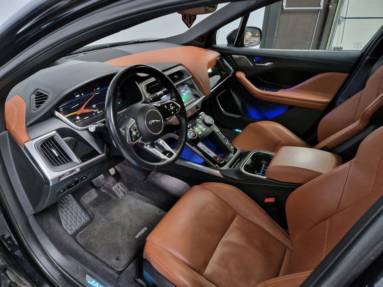 Jaguar I-PACE