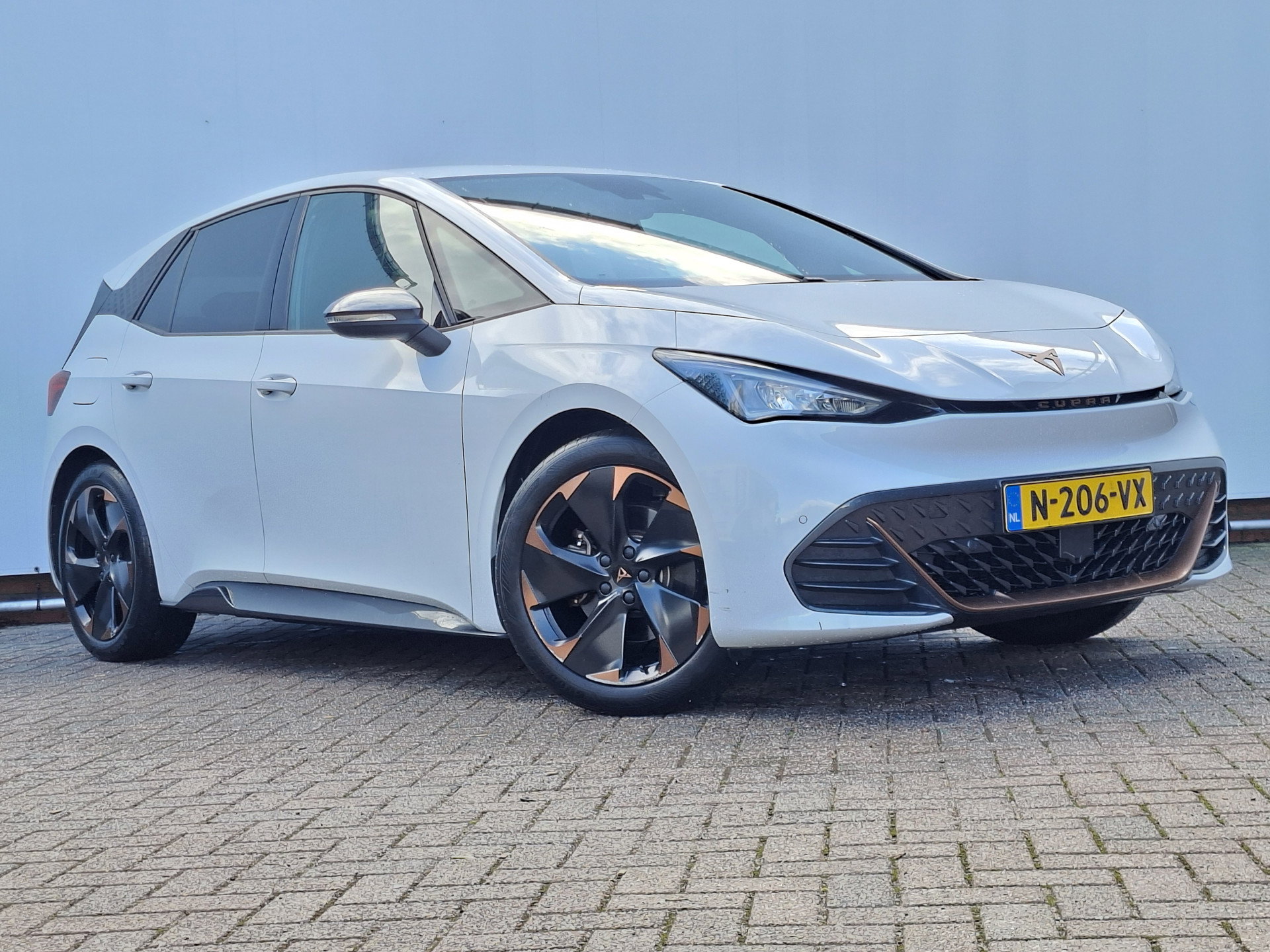 Foto van CUPRA Born