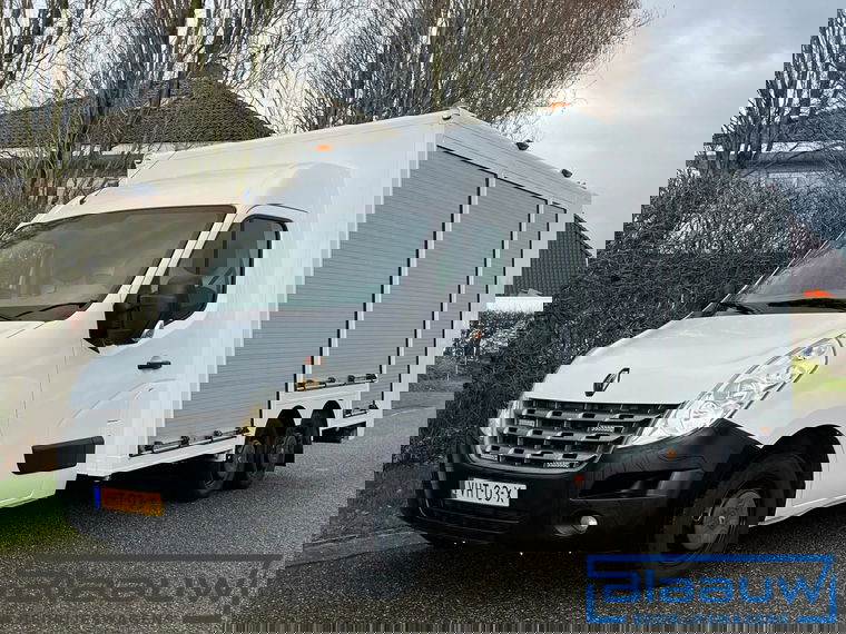 Foto van Renault Master 6x2 Bakwagen | Laadklep|