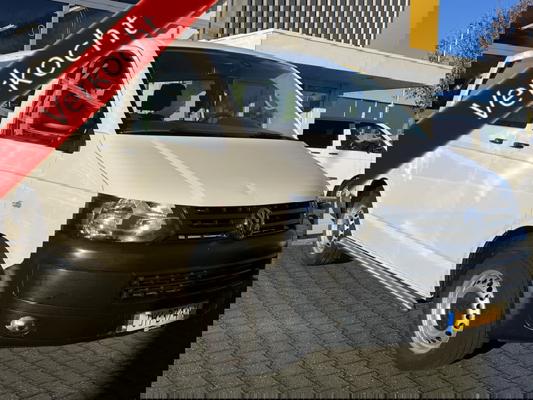 Foto van Volkswagen Transporter Kombi 8-persoons