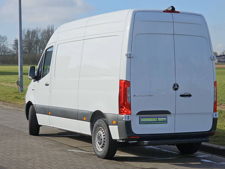 Mercedes-Benz eSprinter