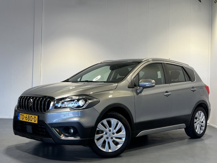 Suzuki S-Cross foto 1