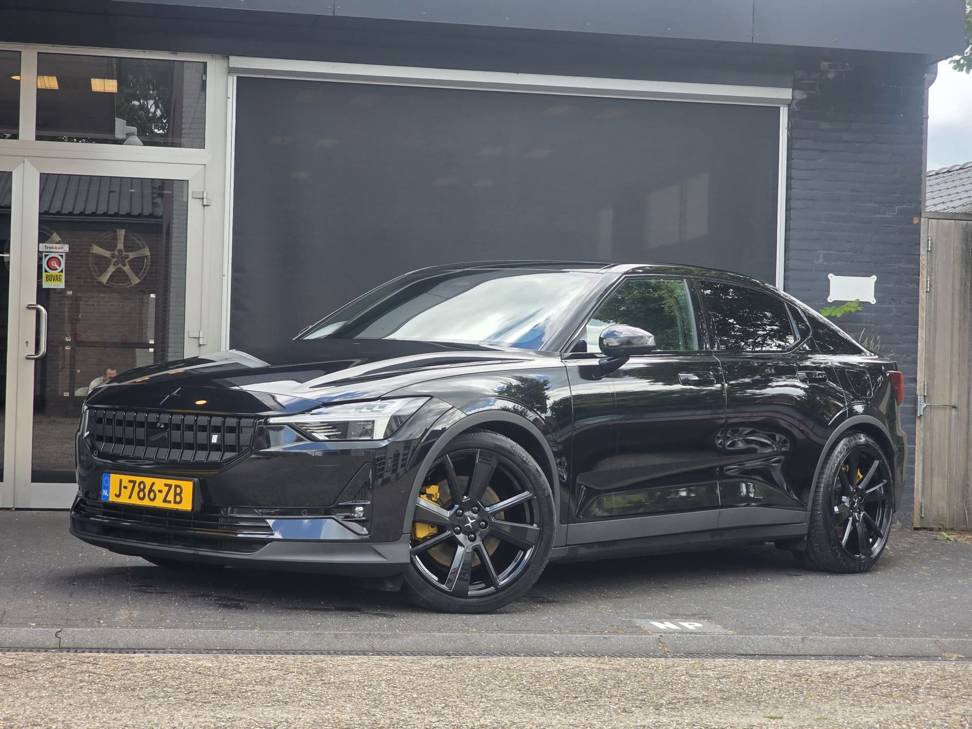 Foto van Polestar 2