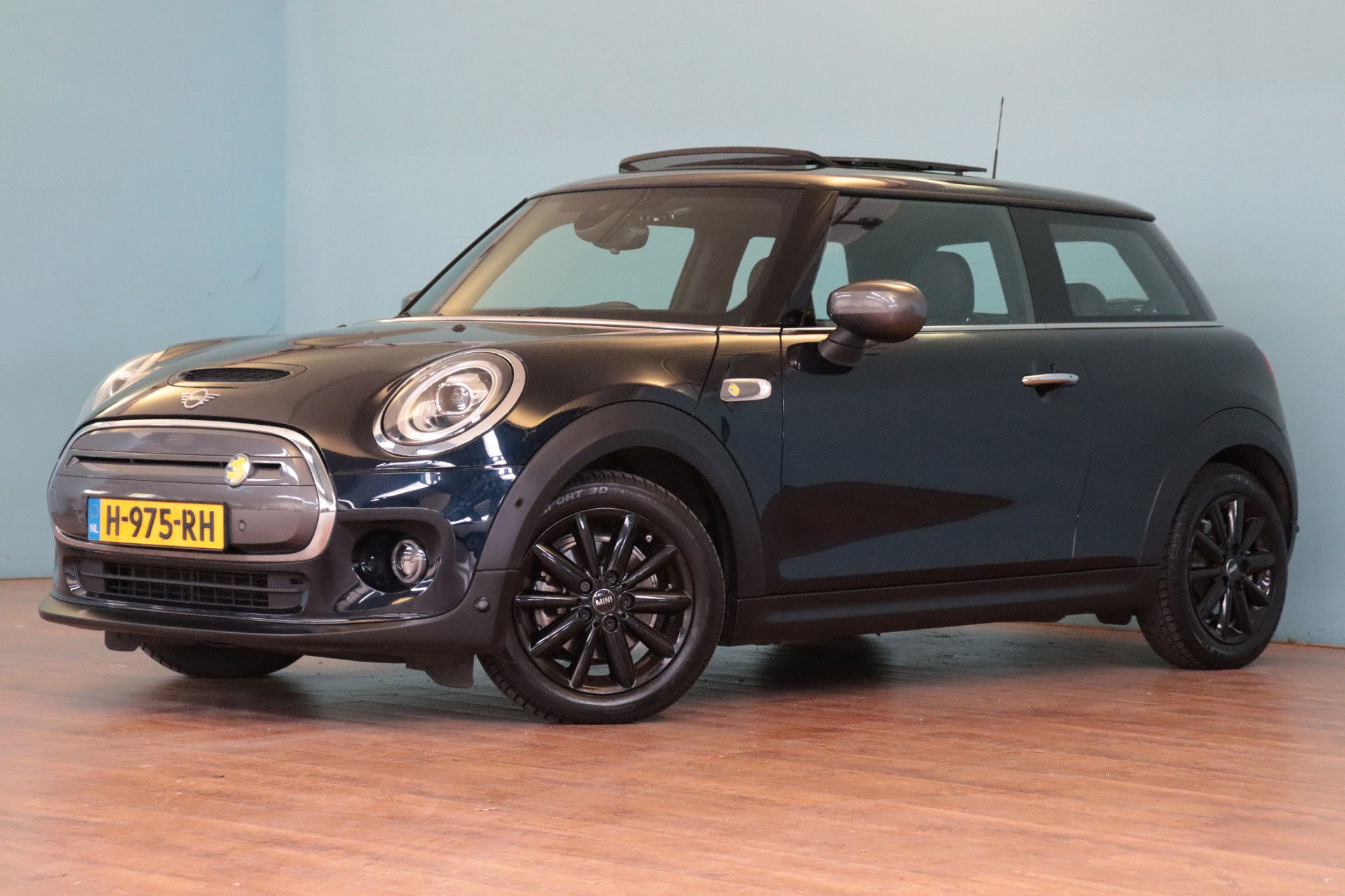 Foto van MINI Mini Electric