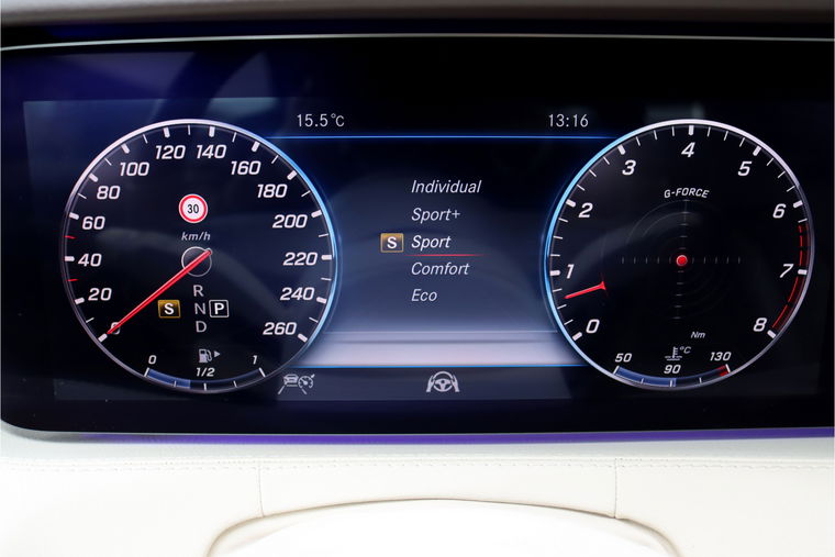 Mercedes-Benz S-Klasse