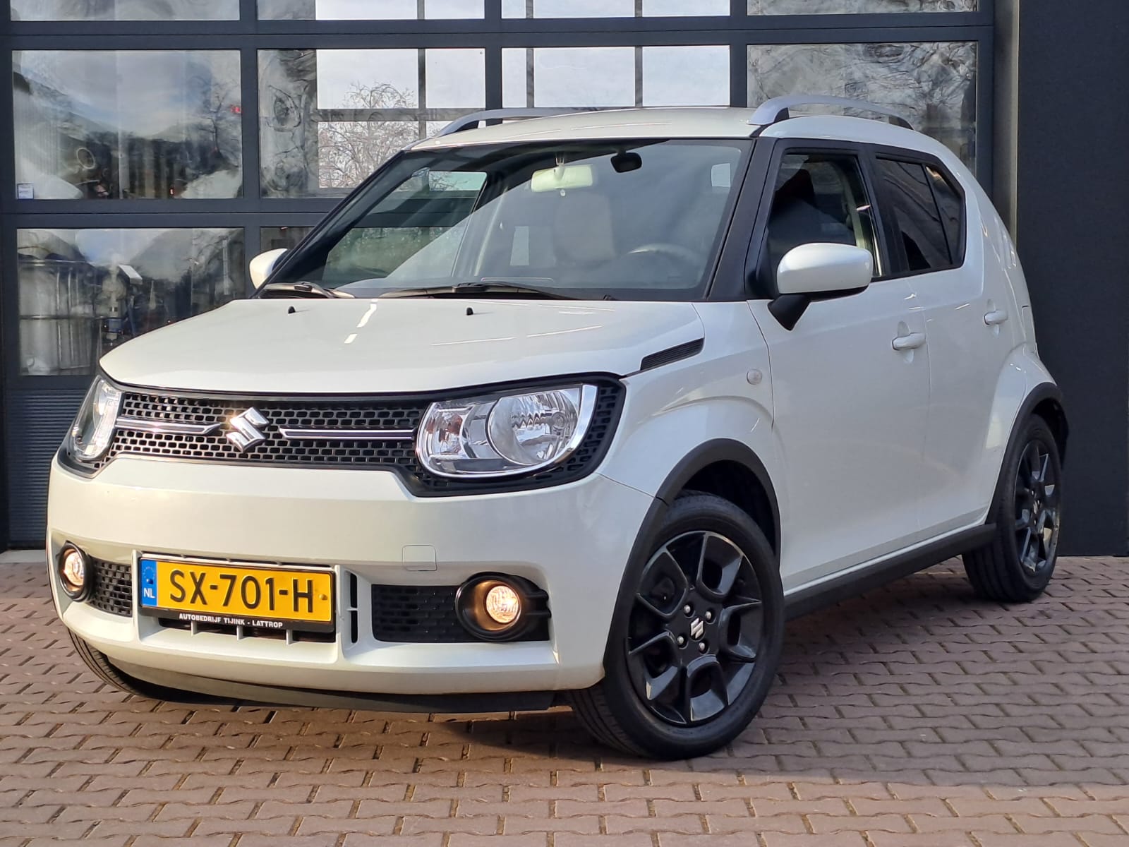 Suzuki Ignis