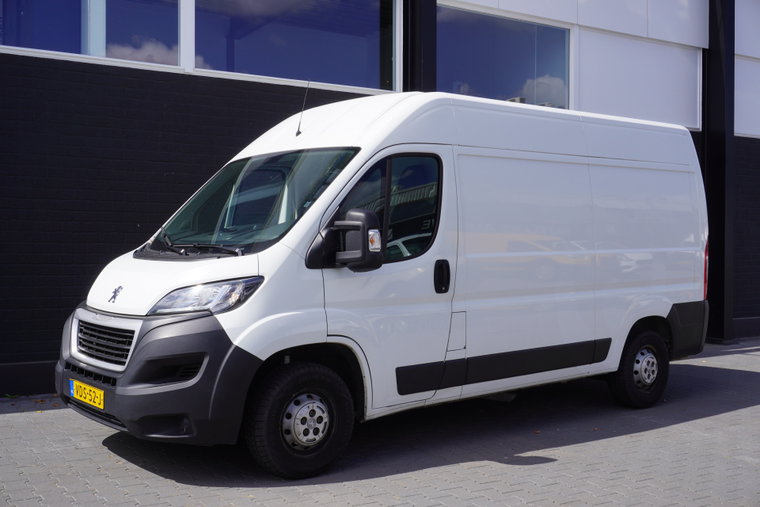 Peugeot Boxer foto 1
