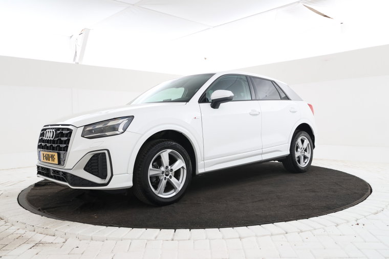 Audi Q2 foto 1
