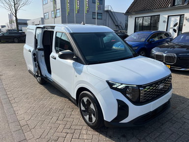 Foto van Ford E-Transit Courier