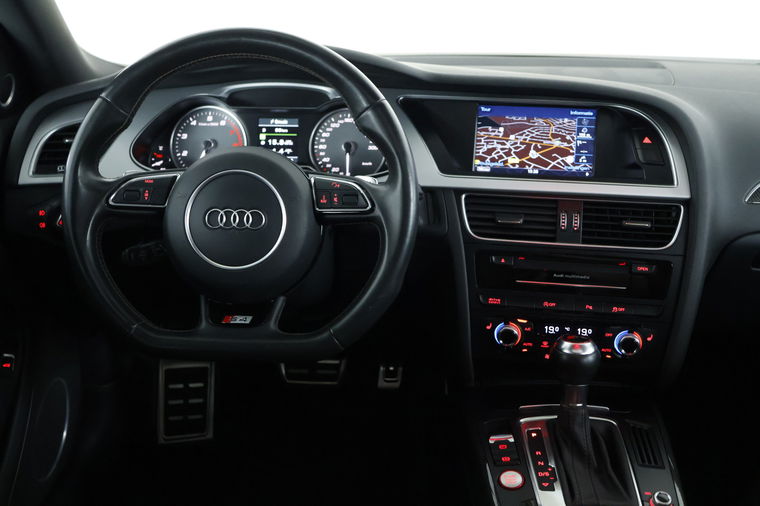 Audi S4