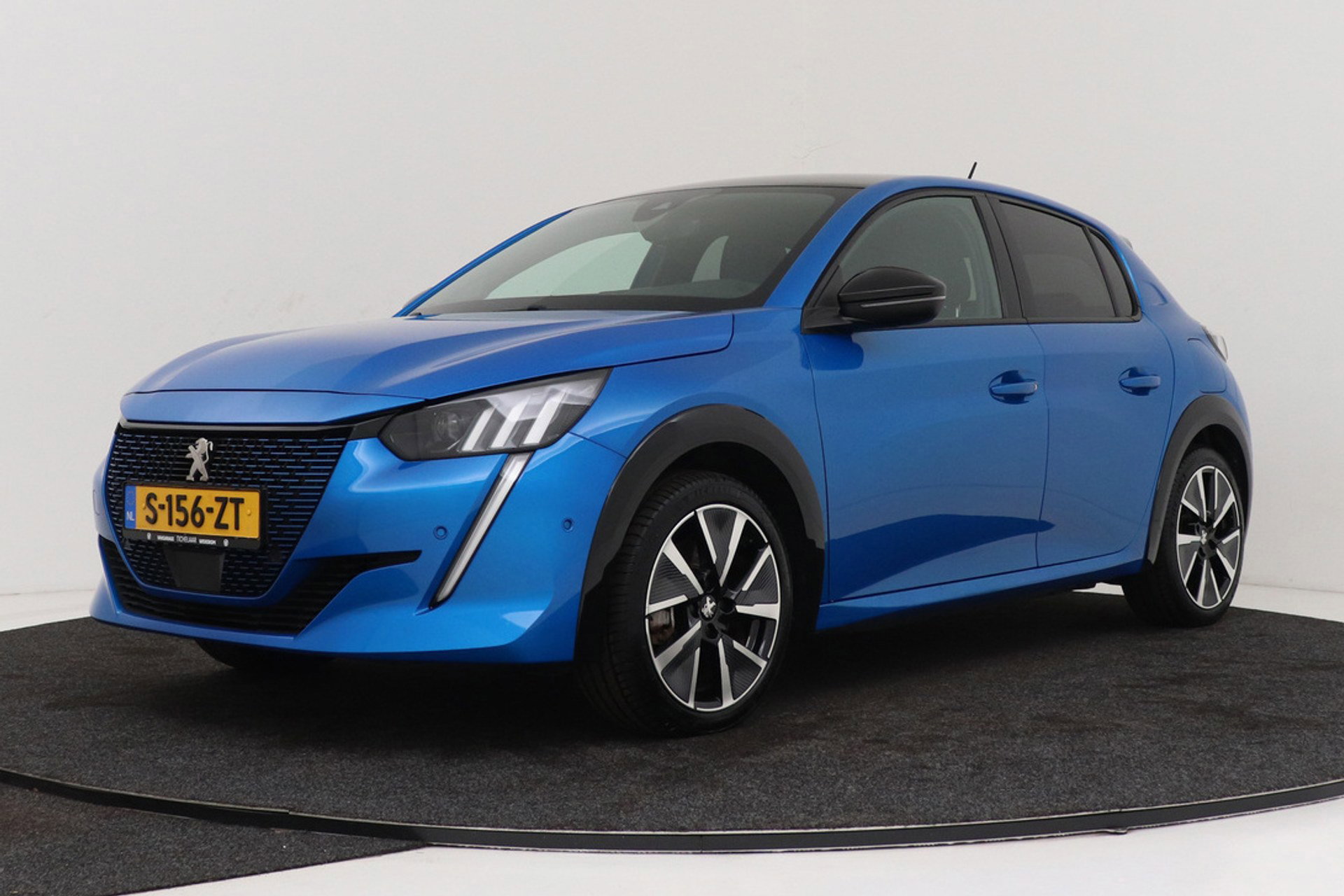 Foto van Peugeot e-208