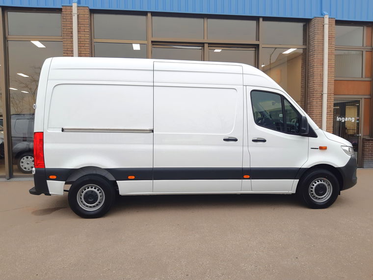 Mercedes-Benz eSprinter