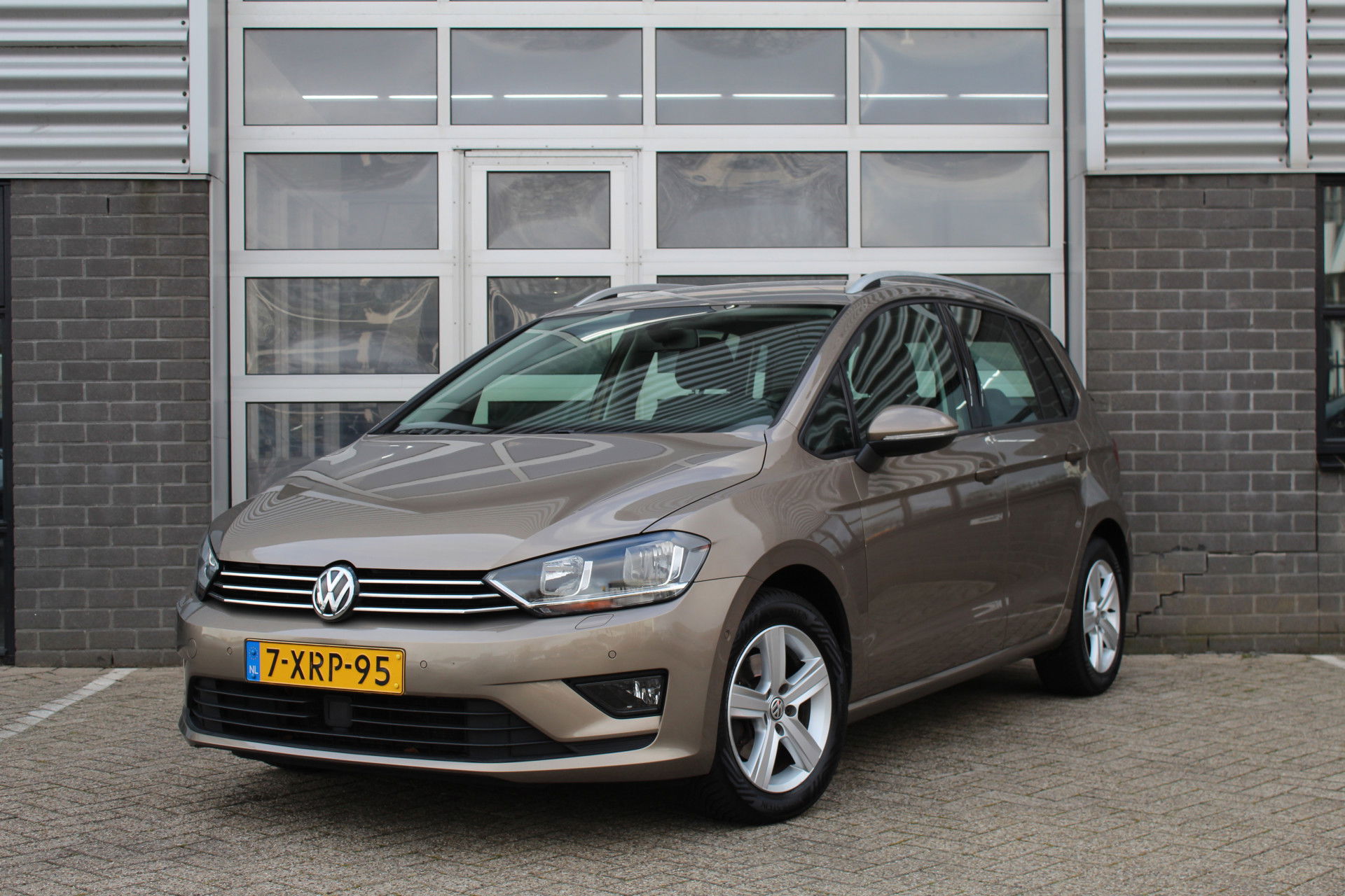 Foto van Volkswagen Golf Sportsvan