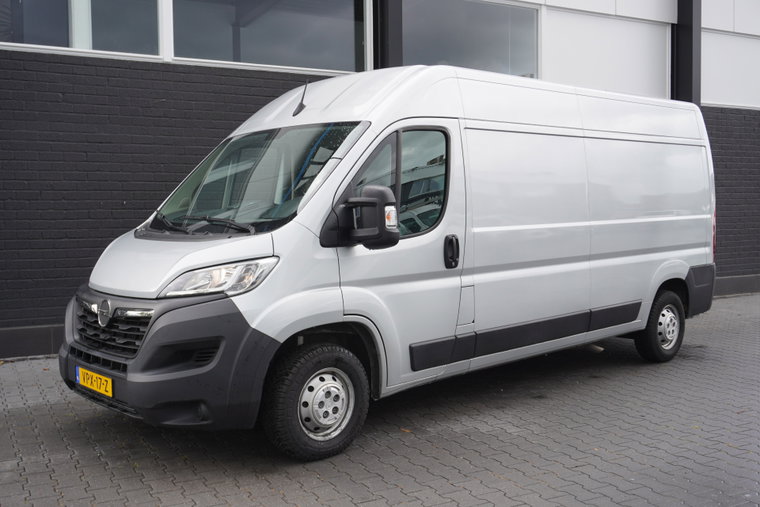 Opel Movano