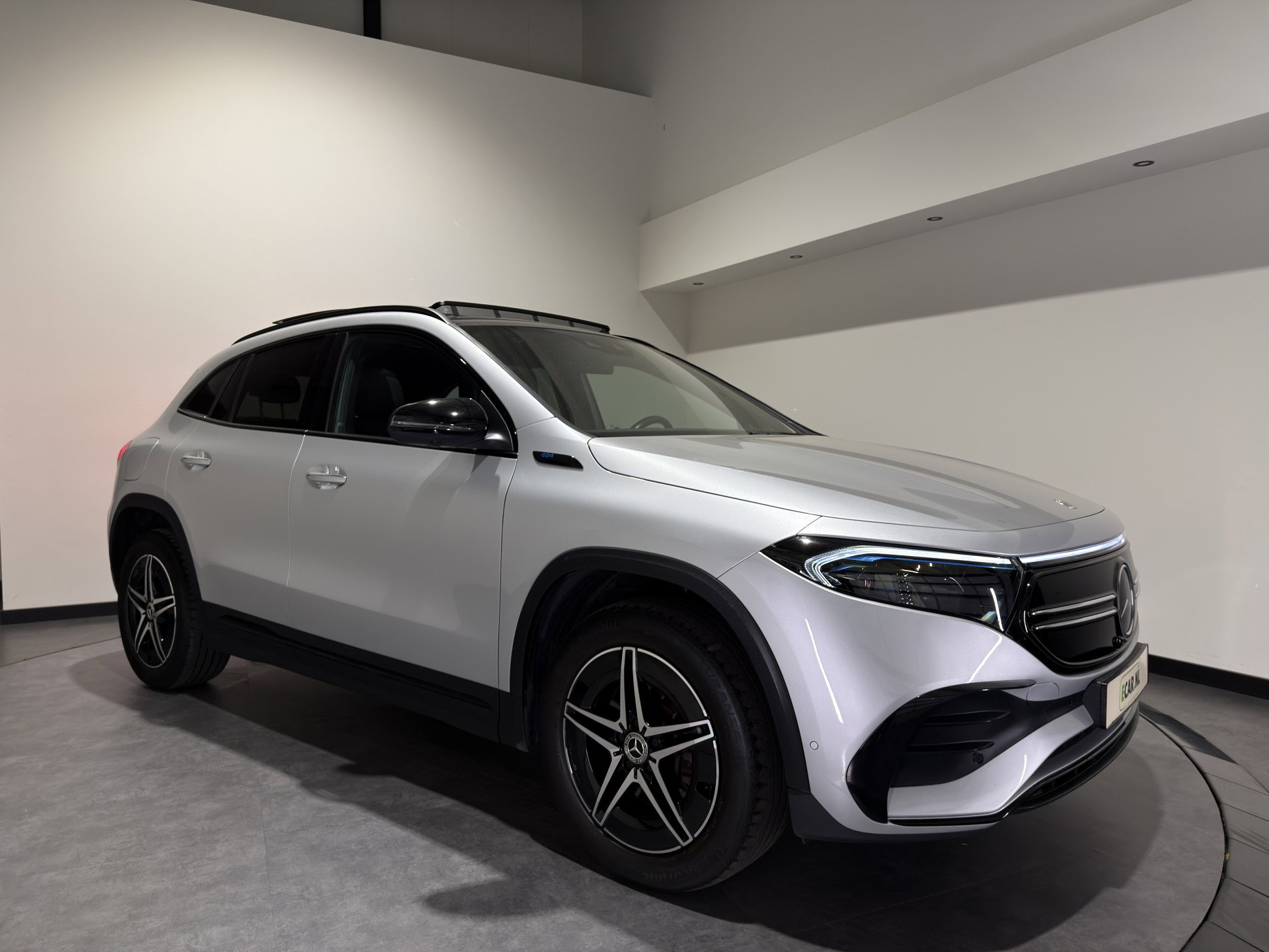 Foto van Mercedes-Benz EQA