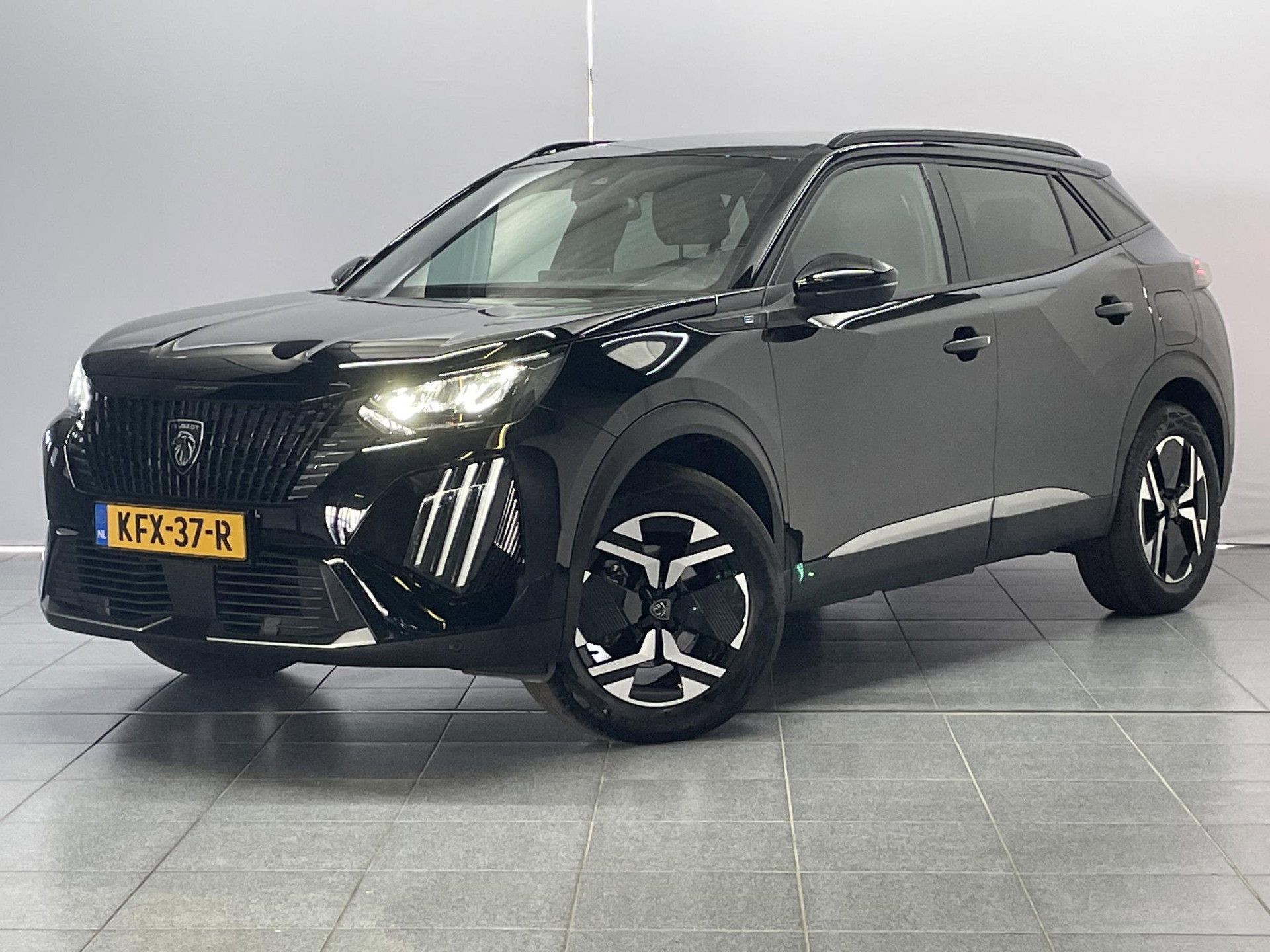 Foto van Peugeot e-2008