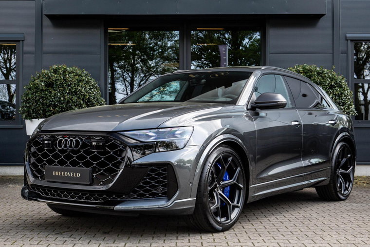 Foto van Audi RSQ8