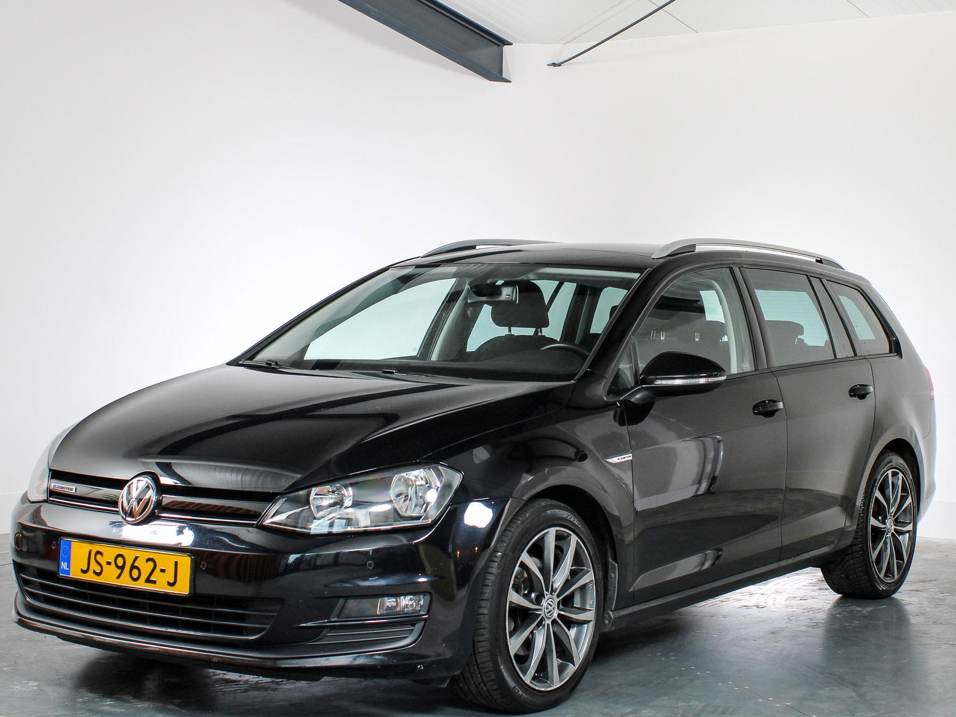 Foto van Volkswagen GOLF Variant