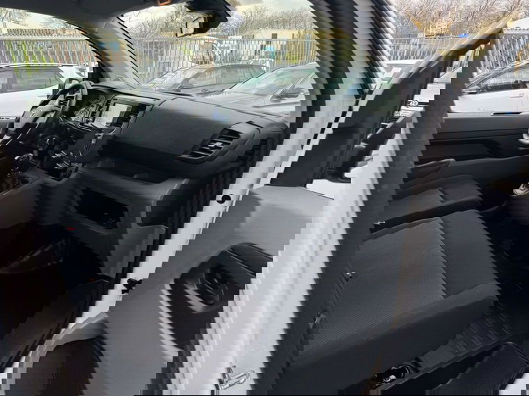 Toyota ProAce Worker
