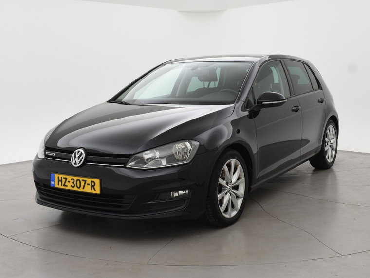 Volkswagen Golf foto 1