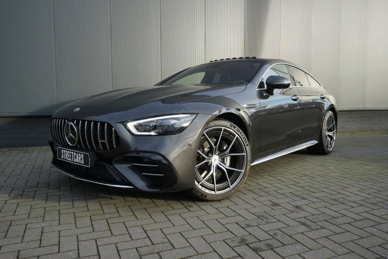 Foto van Mercedes-AMG GT