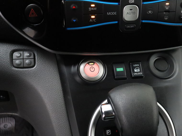 Nissan E-NV200
