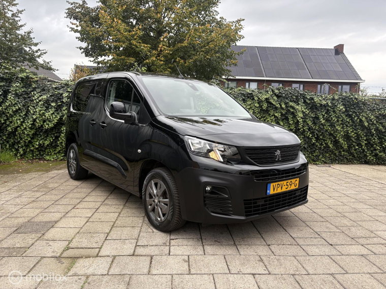 Foto van Peugeot Partner
