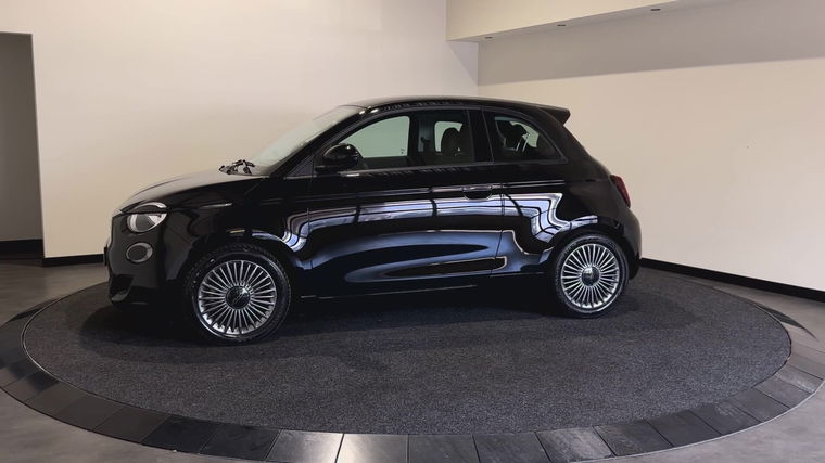 Fiat 500E