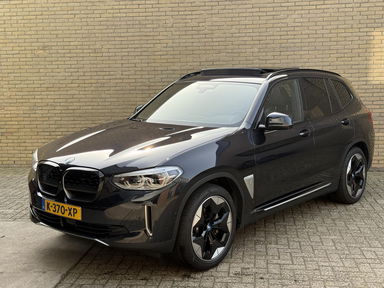 Foto van BMW iX3