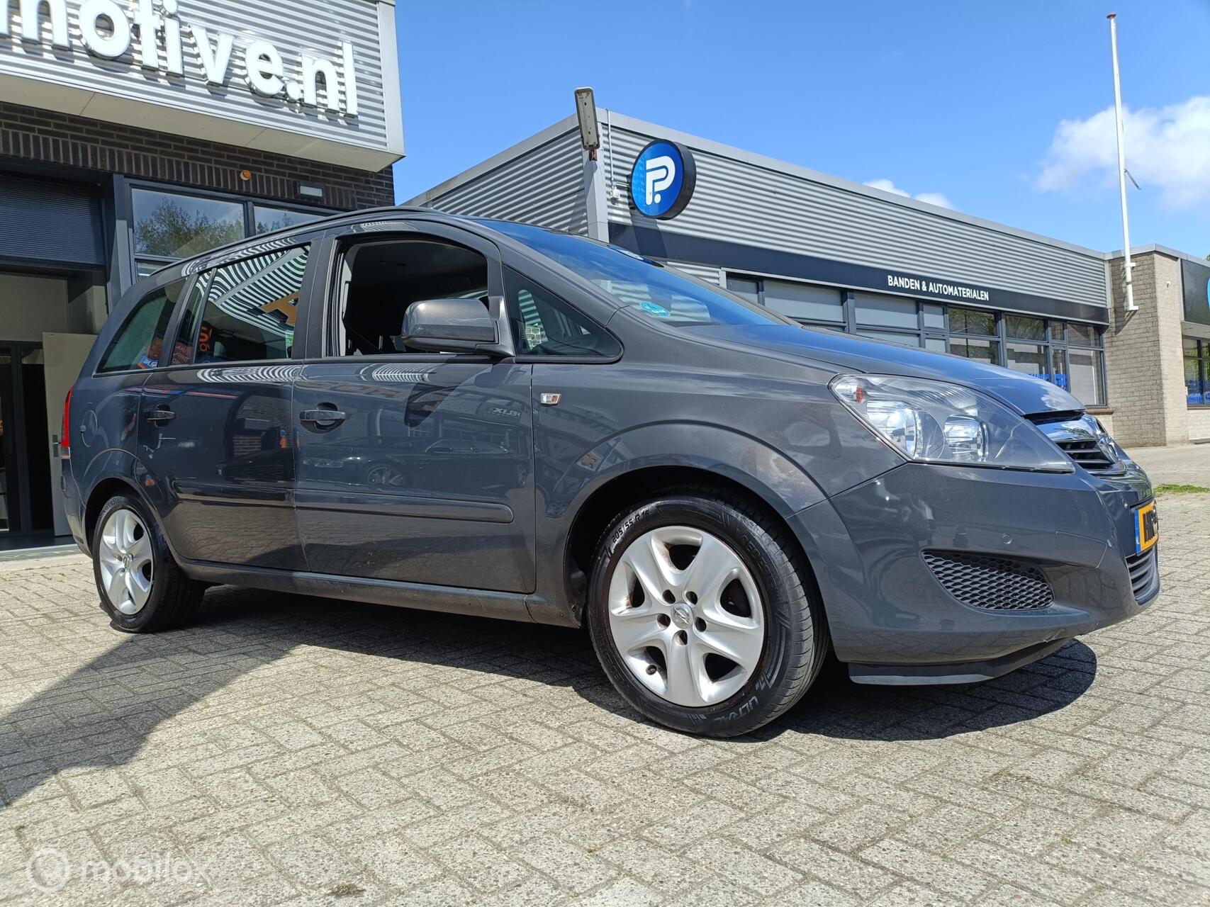 Foto van Opel Zafira