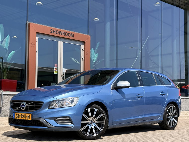 Volvo V60 foto 1