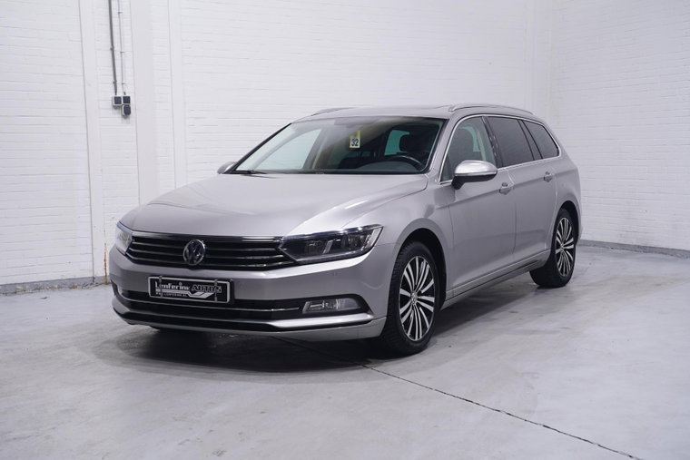 Volkswagen Passat foto 1