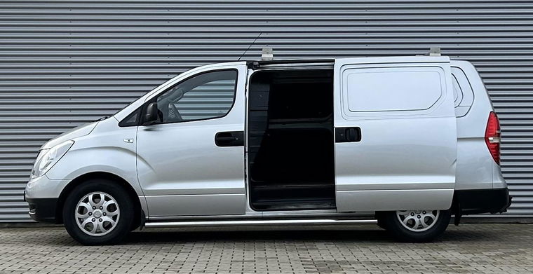 Hyundai H300