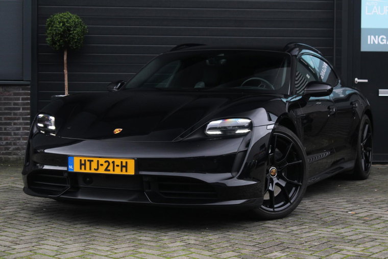 Foto van Porsche Taycan