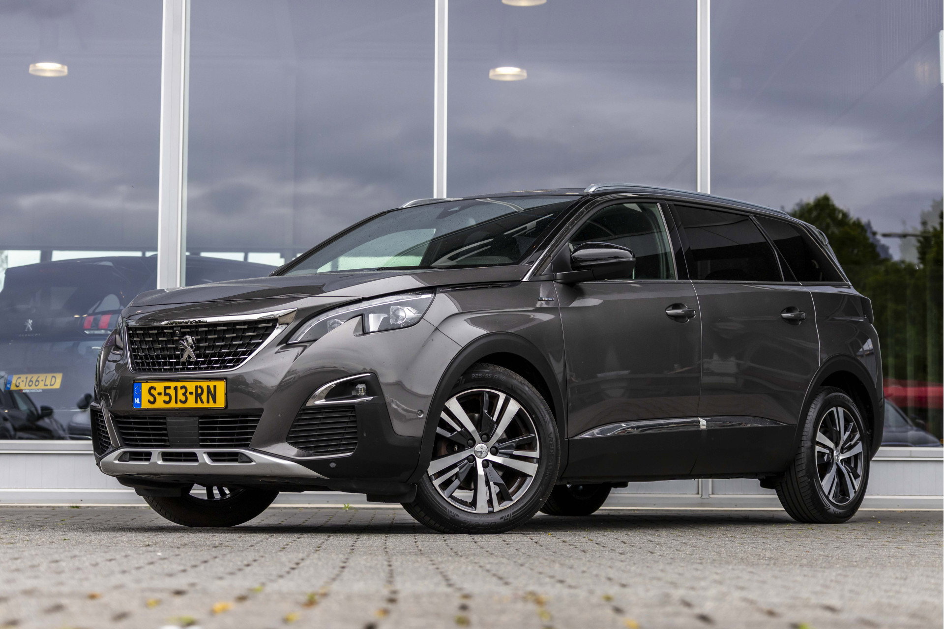 Foto van Peugeot 5008