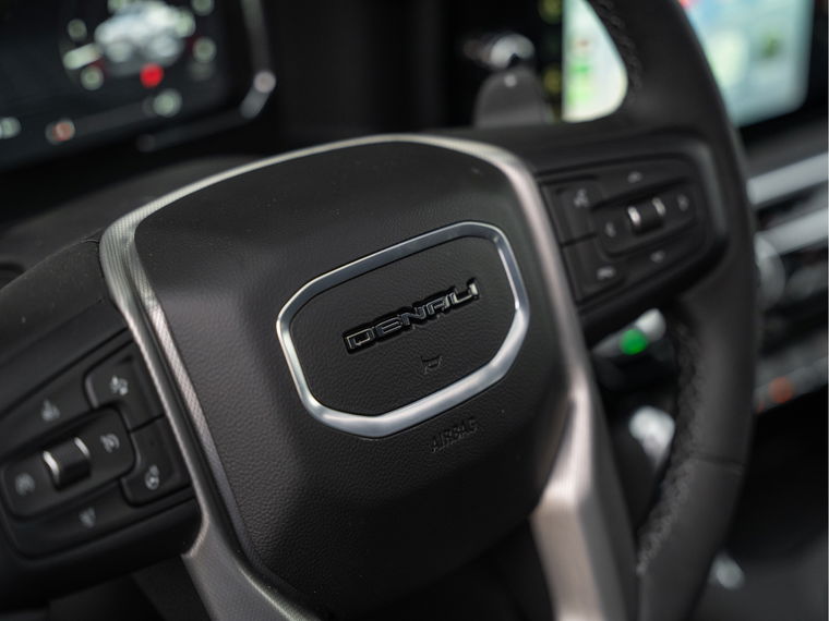 GMC Sierra