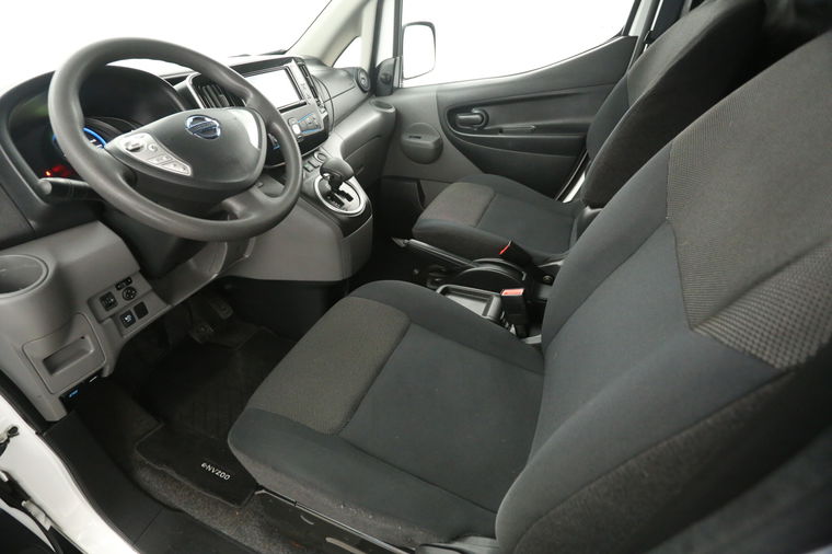 Nissan E-NV200