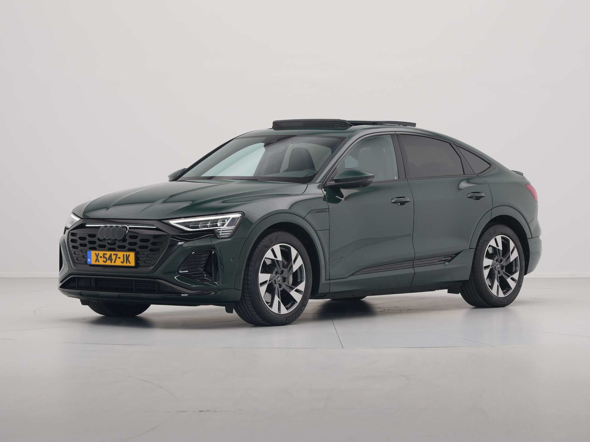 Foto van Audi Q8 Sportback e-tron