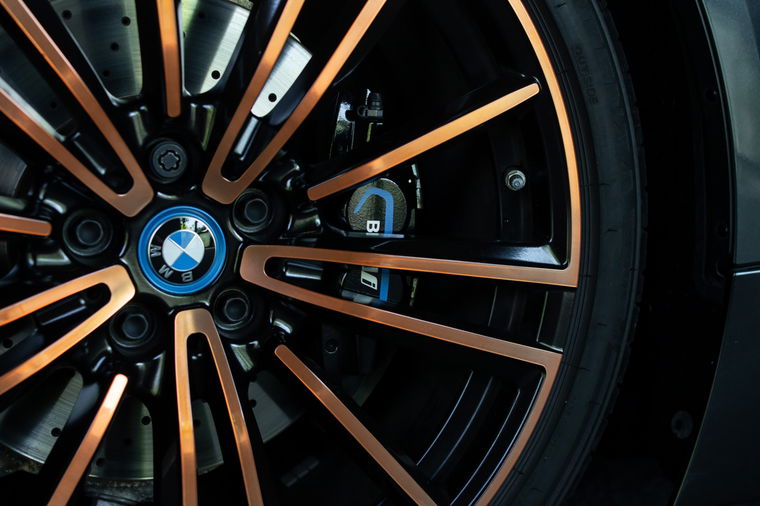 BMW i8 Roadster