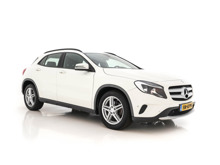 Mercedes-Benz GLA foto 1
